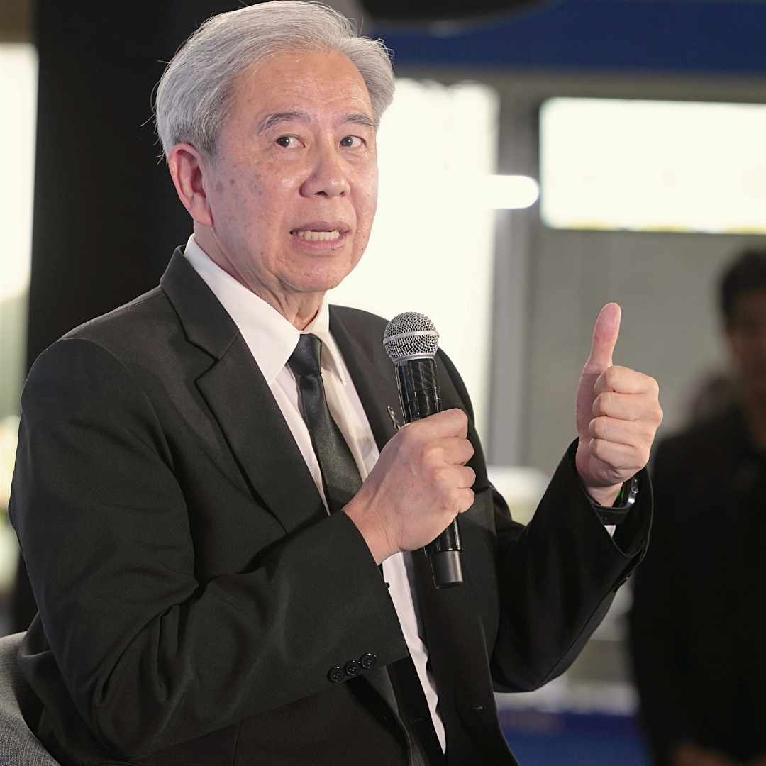 Opening Ceremony Executive Photo 2
