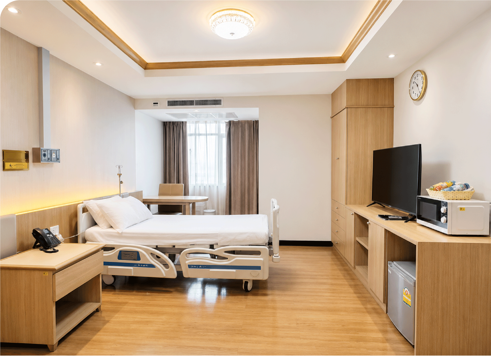 Deluxe Room View 1