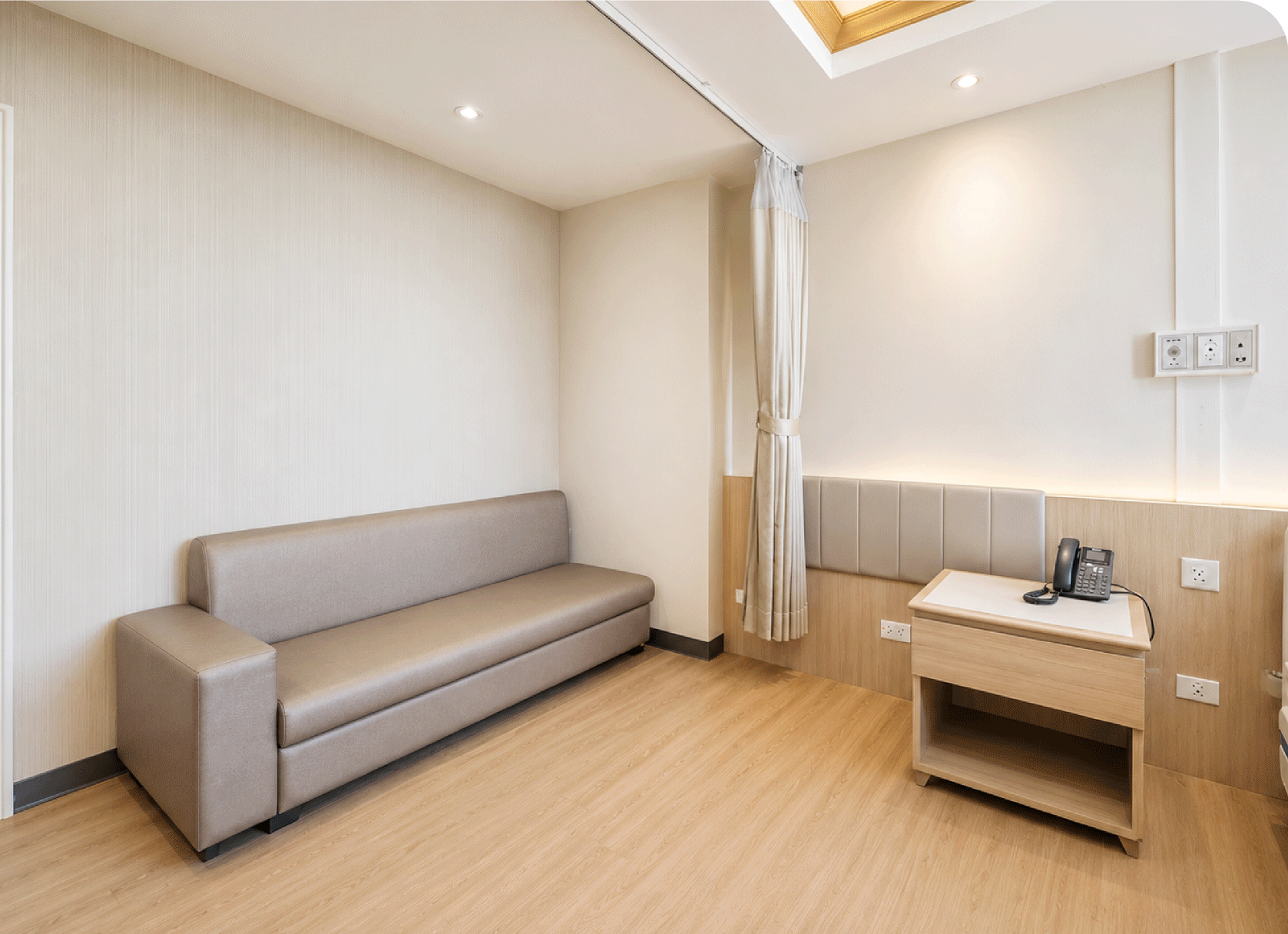 Deluxe Room View 2