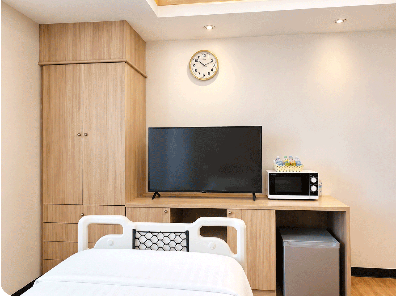 Deluxe Room View 3