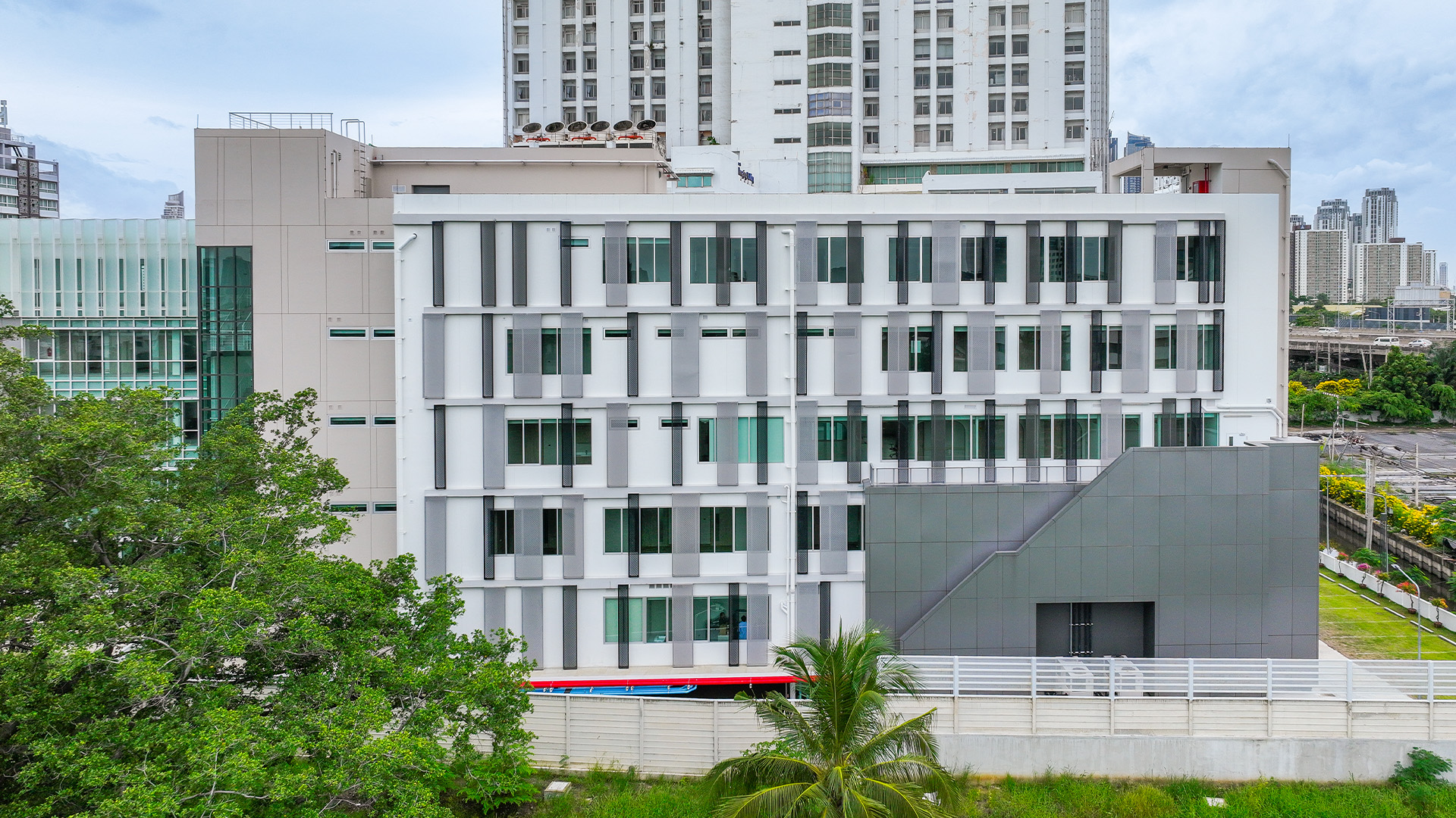 PIYALUX - Structure - Exterior - 6