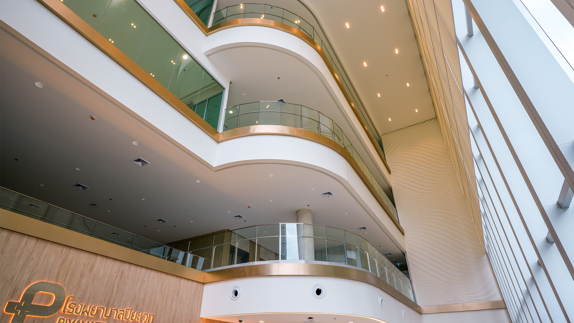 PIYALUX - Structure - Interior - 2